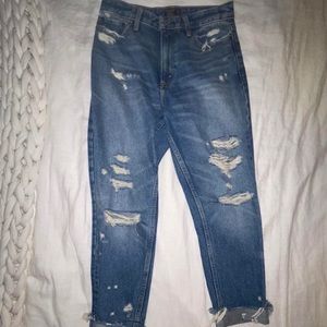 Annie High Waist Girlfriend Jeans